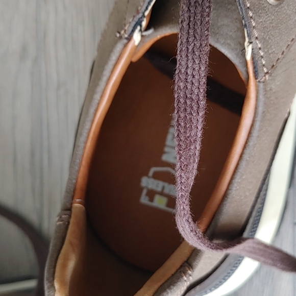 Hard shoes - Picture 4 of 4